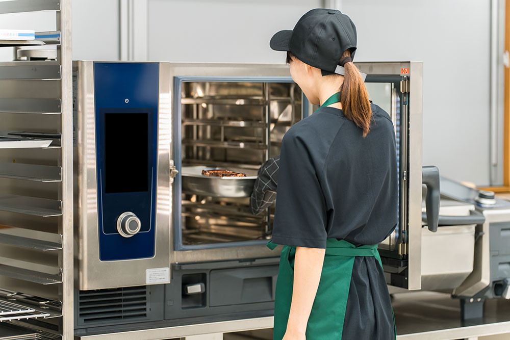 Steamers & Combi Ovens