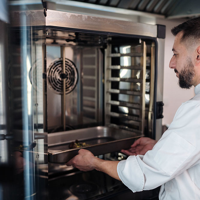 Steamers & Combi Ovens